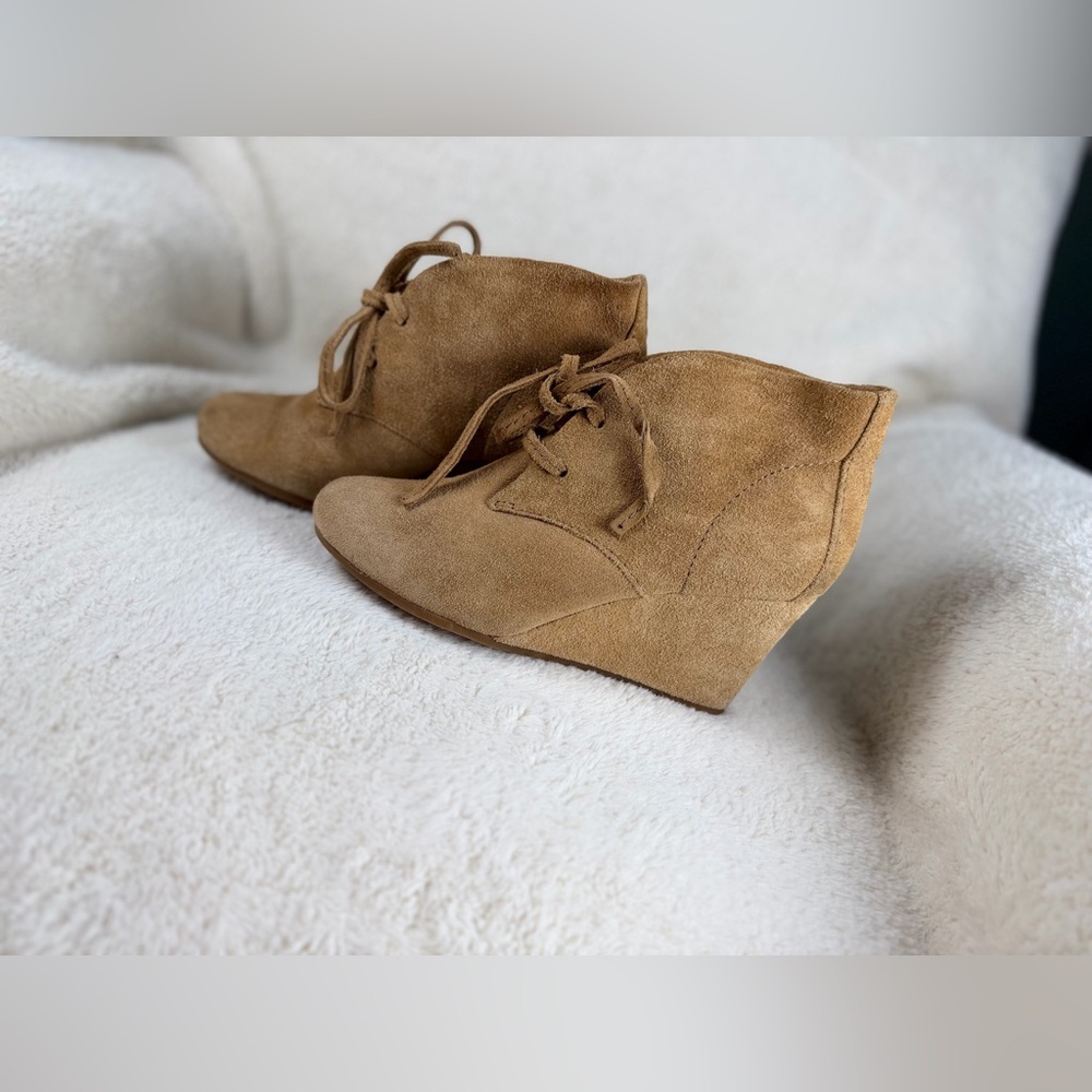 Gianni Bini Camel Suede Wedge Ankle Boots - Picture 4 of 11